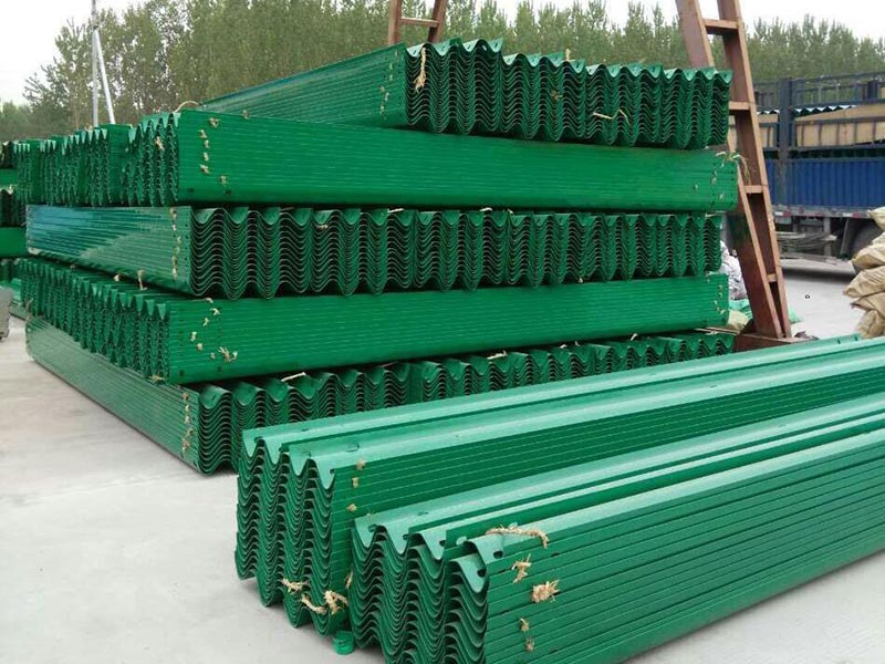 噴塑護欄板規格