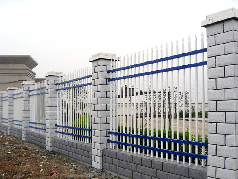 四橫杠鋅鋼護(hù)欄規(guī)格