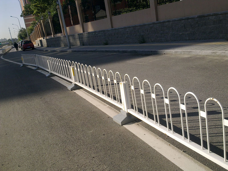 機非護欄規(guī)格