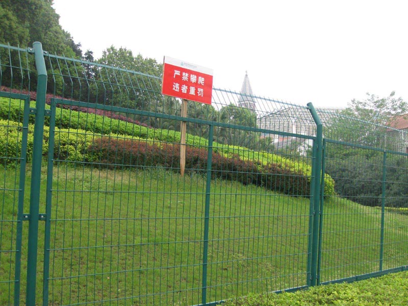 公路護欄我質(zhì)量檢測標準 公路護欄我質(zhì)量檢測標準